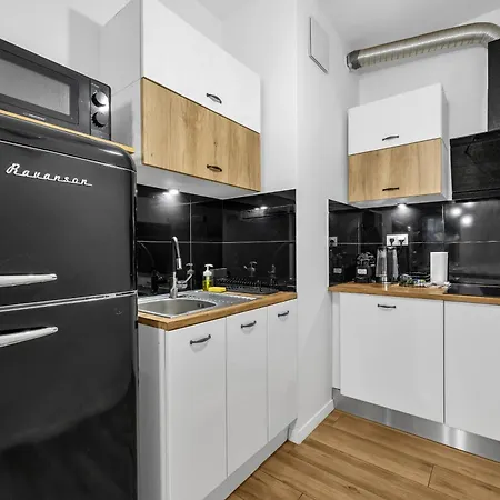 Bemowo - Terrace, Bus Stop Nearby - By Rentujemy