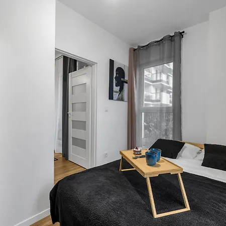 Apartman Bemowo - Terrace, Bus Stop Nearby - By Rentujemy *