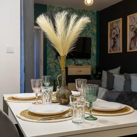 Bemowo - Terrace, Bus Stop Nearby - By Rentujemy * Βαρσοβία