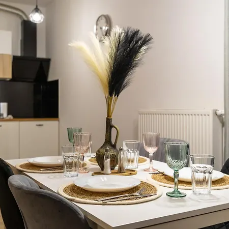 Bemowo - Terrace, Bus Stop Nearby - By Rentujemy