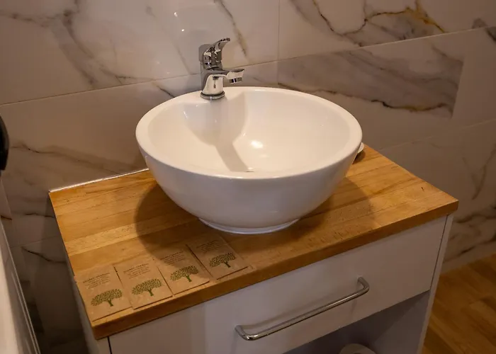 Bemowo - Terrace, Bus Stop Nearby - By Rentujemy