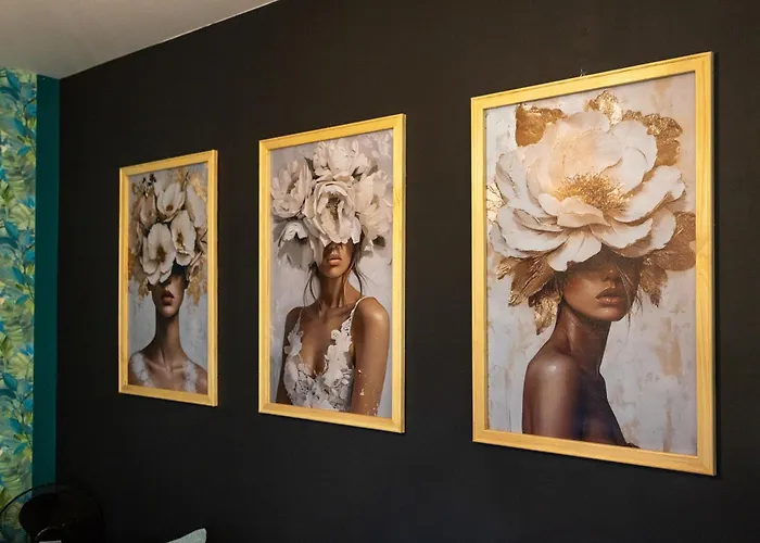 Bemowo - Terrace, Bus Stop Nearby - By Rentujemy * Варшава