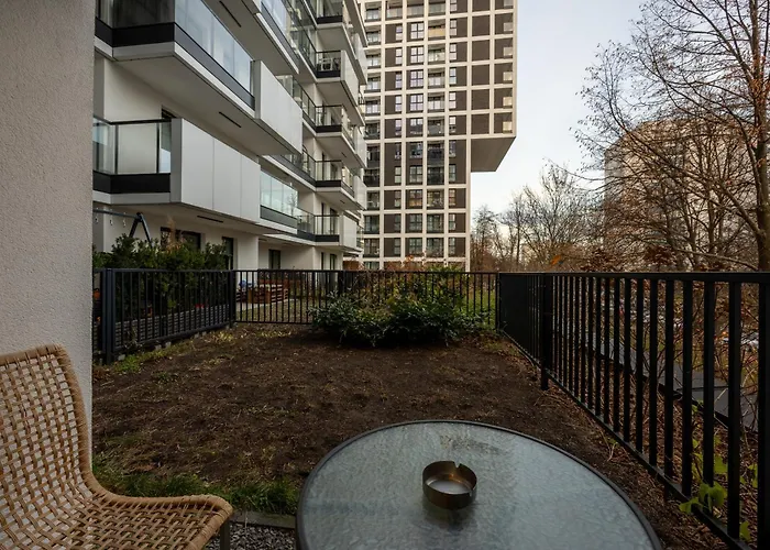 Bemowo - Terrace, Bus Stop Nearby - By Rentujemy Апартаменты